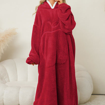 Jacquard-Nachthemd aus Flanell mit Kapuze im Apfel-Design