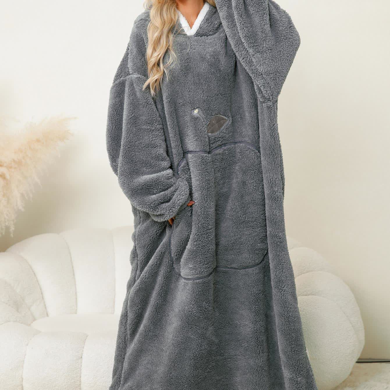 Jacquard-Nachthemd aus Flanell mit Kapuze im Apfel-Design