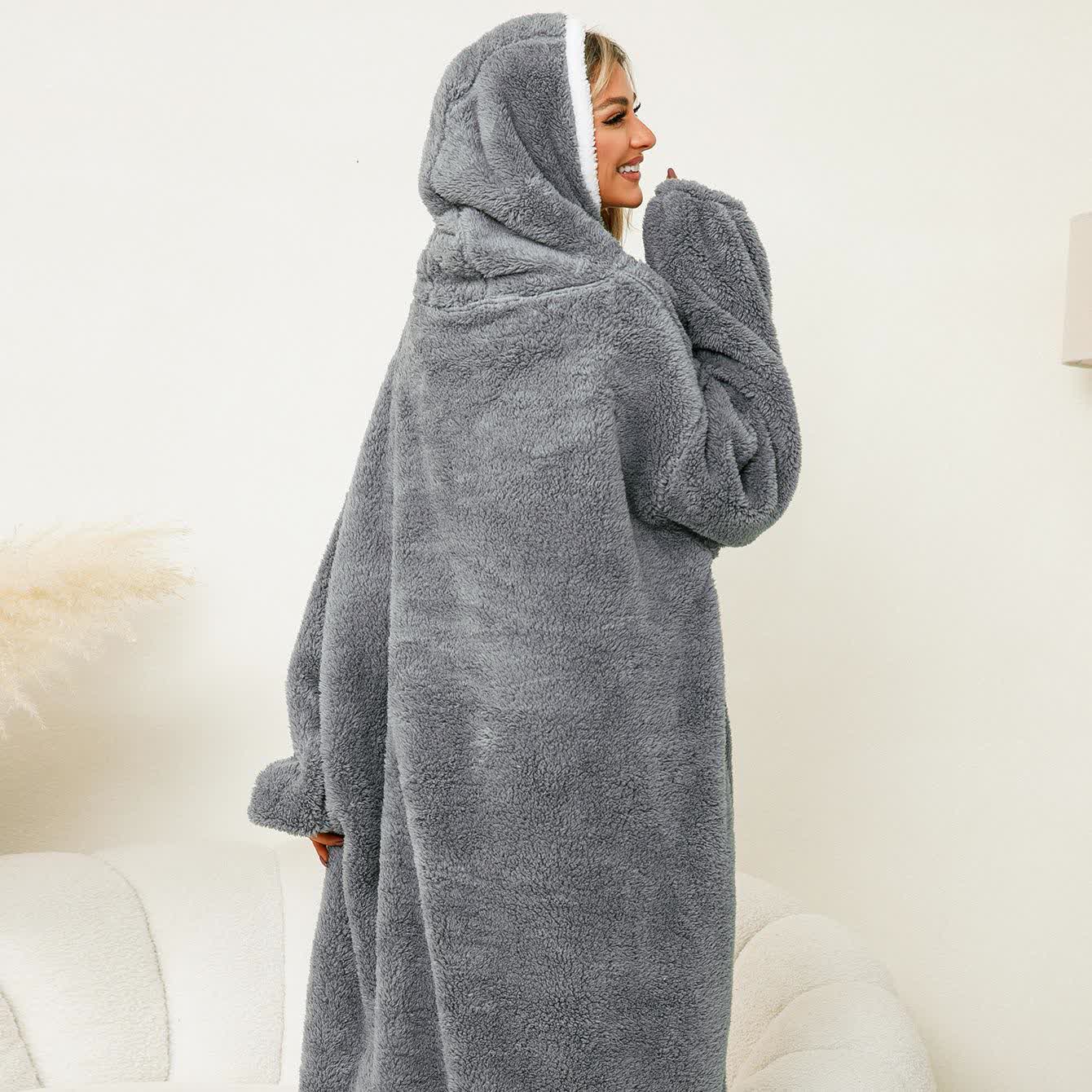 Jacquard-Nachthemd aus Flanell mit Kapuze im Apfel-Design