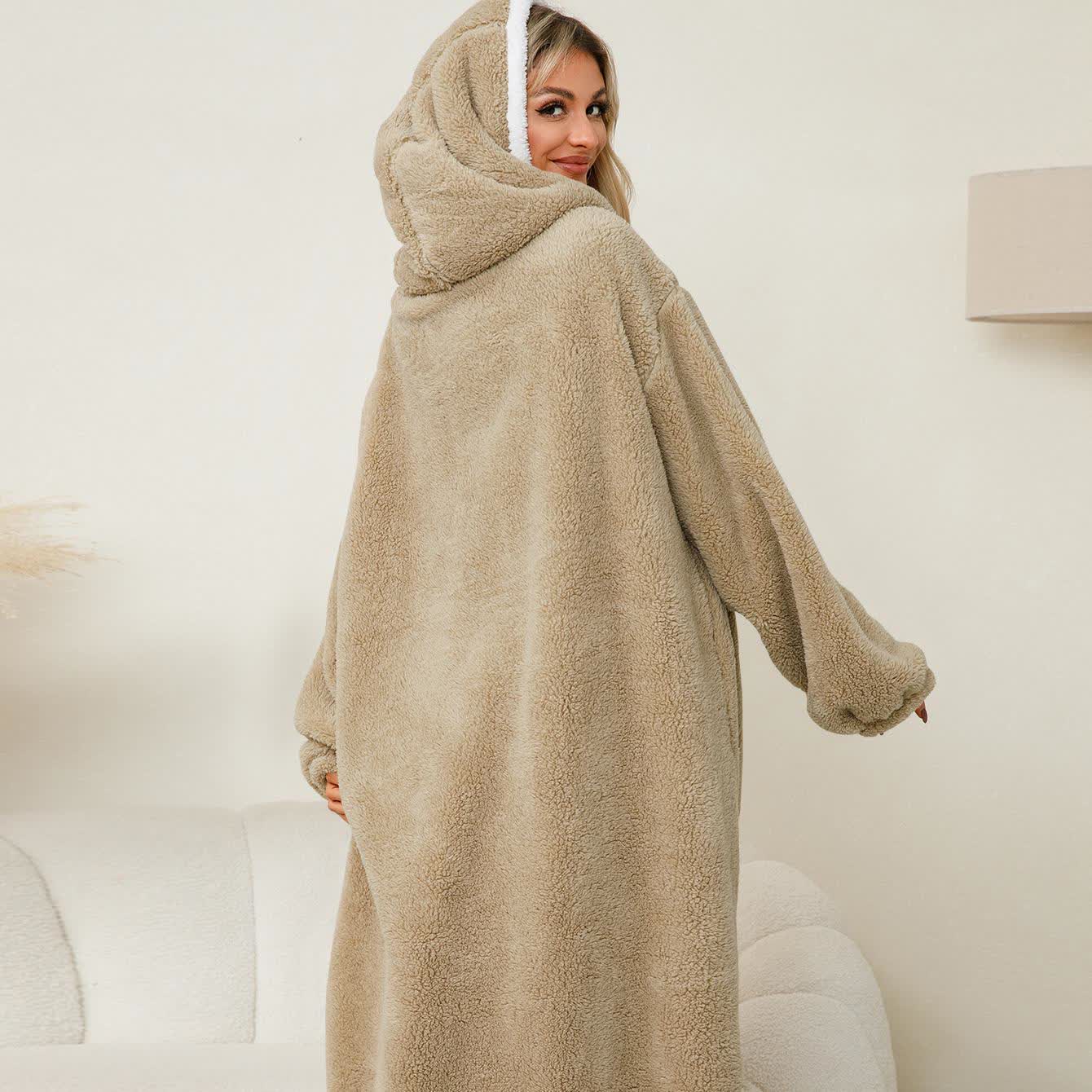 Jacquard-Nachthemd aus Flanell mit Kapuze im Apfel-Design