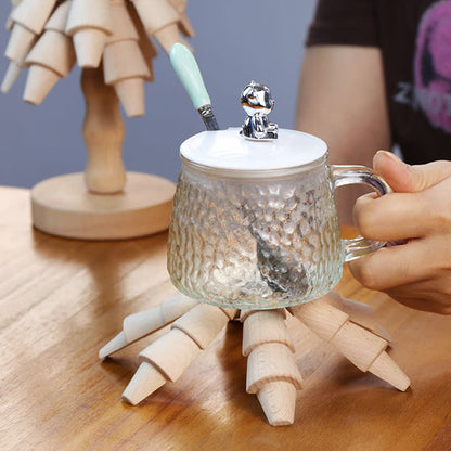 Wärmeisolierendes Tischset aus Holz mit Weihnachtsbaum