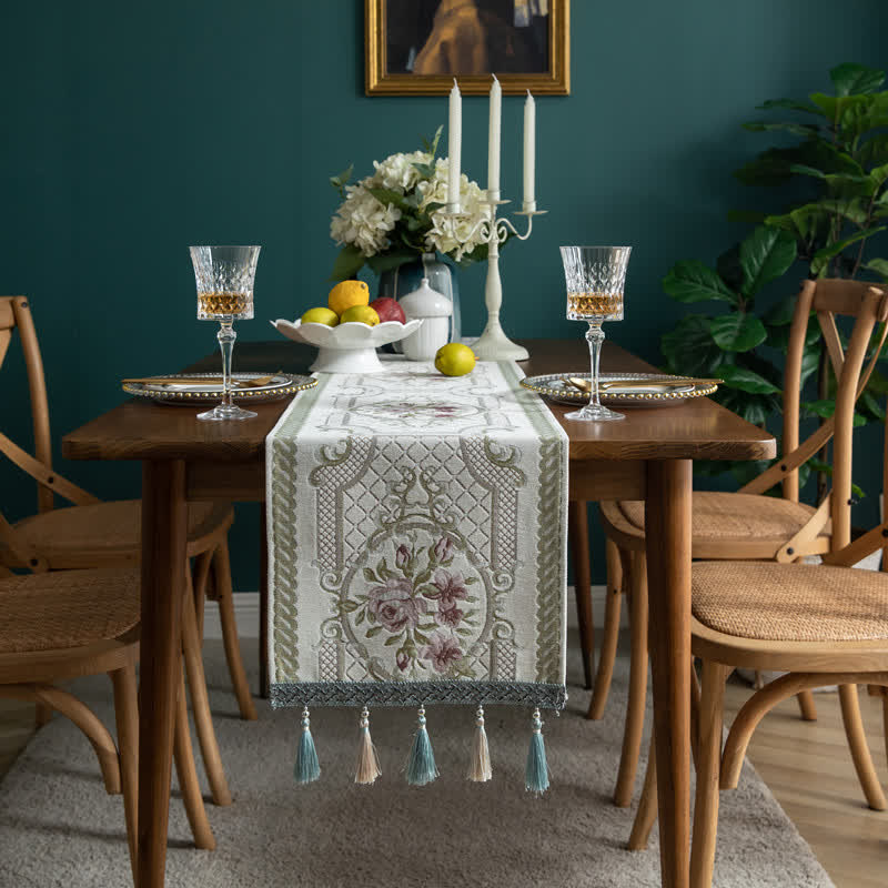 Jacquard-Tischläufer mit Vintage-Blumenquaste