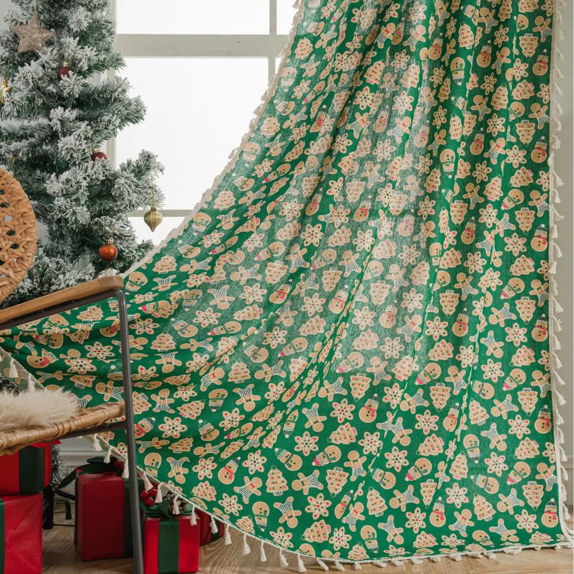 Halbschattierender Vorhang mit Weihnachtsplätzchenmotiv