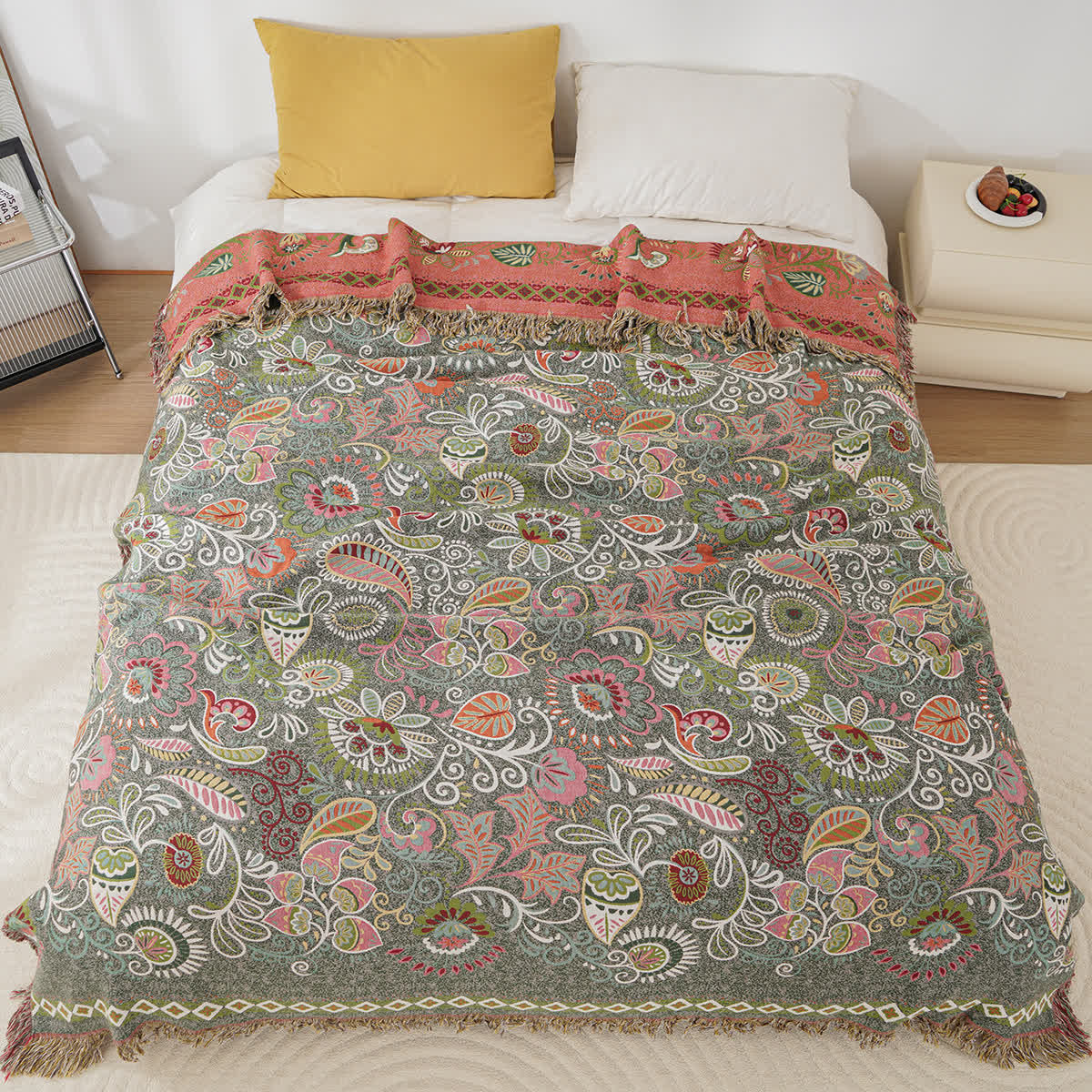 Retro-Paisley-Baumwollgazedecke mit Quaste