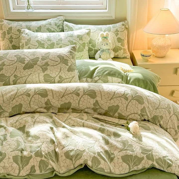 Weiches Jacquard-Bettwäscheset mit Ginkgoblättern (4-teilig)