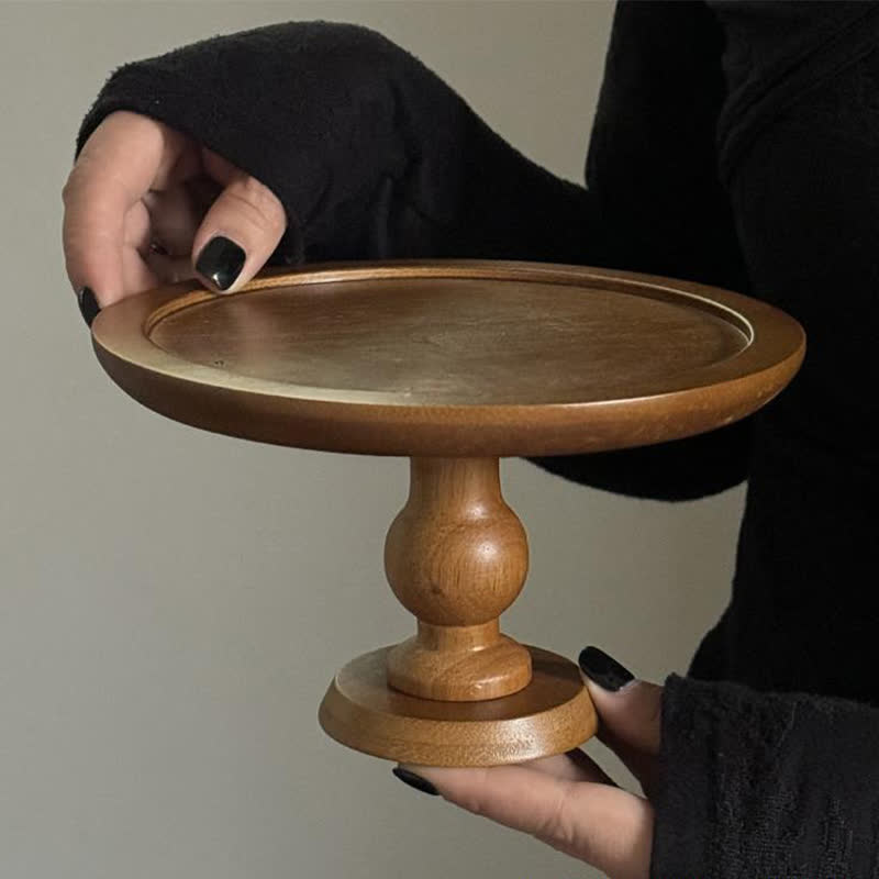Runder Tortenständer aus Holz für den Tisch