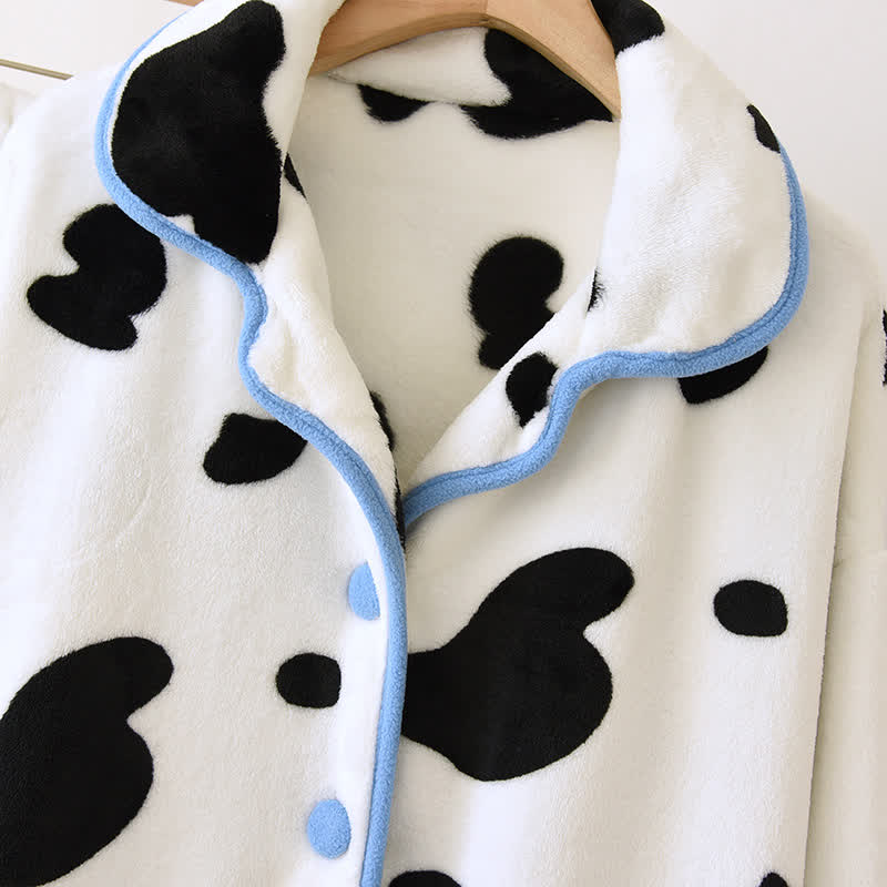 Niedliches, warmes Flanell-Pyjama-Set