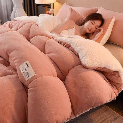 Weiche Sherpa-Decke in Volltonfarbe mit Bettdecke