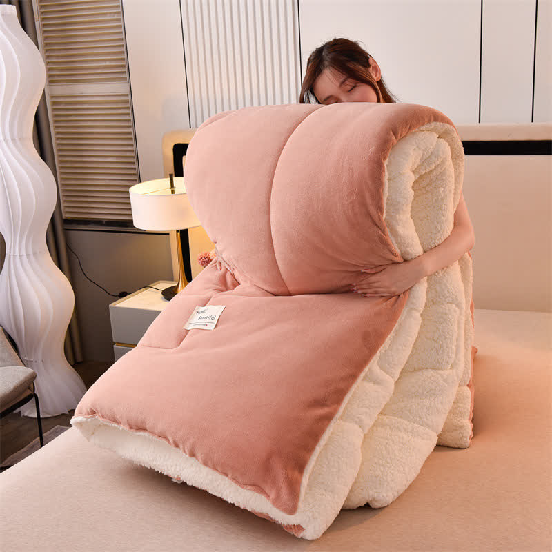 Weiche Sherpa-Decke in Volltonfarbe mit Bettdecke