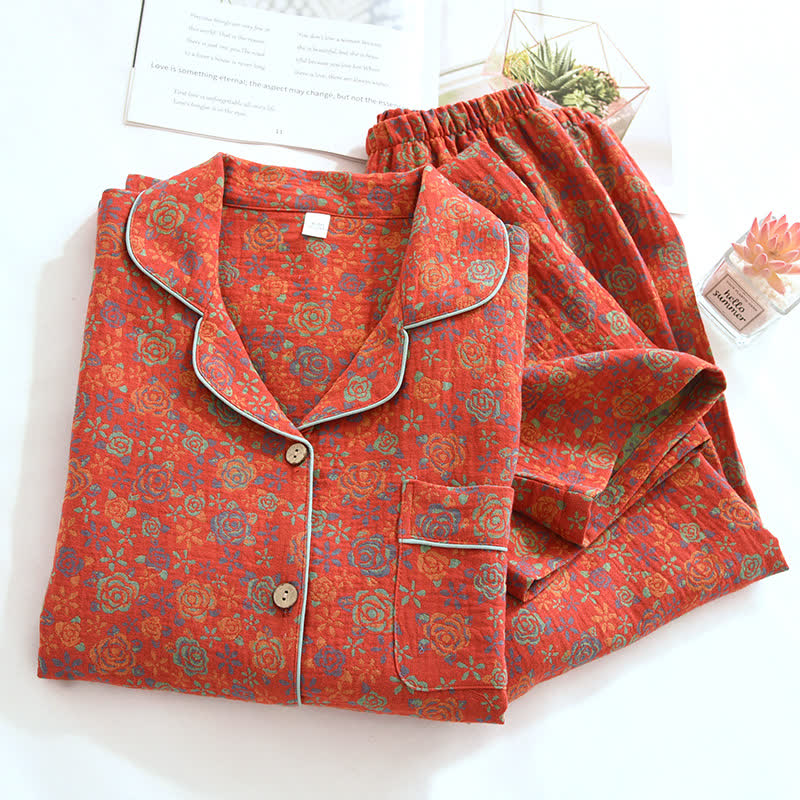 Nachtwäsche-Set aus Baumwolle mit Rosenblüten-Revers