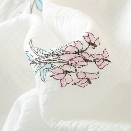 Pyjama-Set aus Baumwollgaze mit Kimono und Blumenmuster