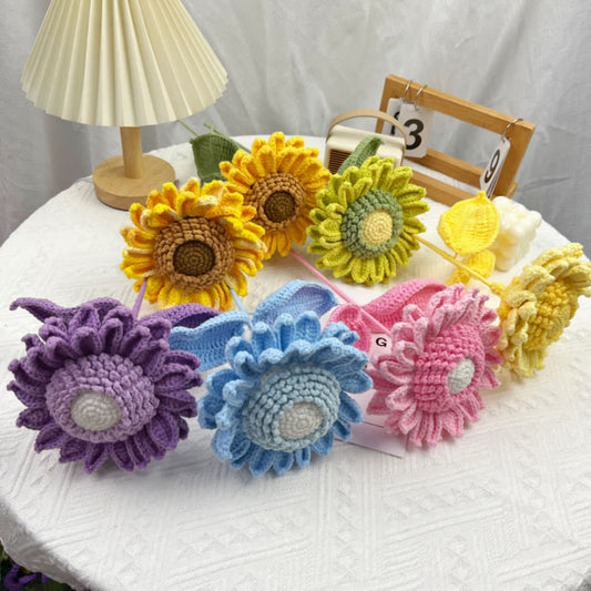 Gewebtes Sonnenblumenstrauß-Ornament im Bauernhausstil