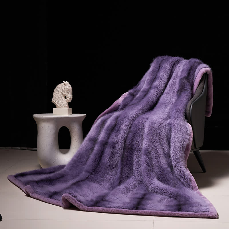 Warme Überwurfdecke mit Farbverlauf aus Kunstfell