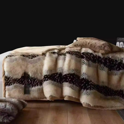 Luxuriöse Winter-Überwurfdecke aus Kunstpelz