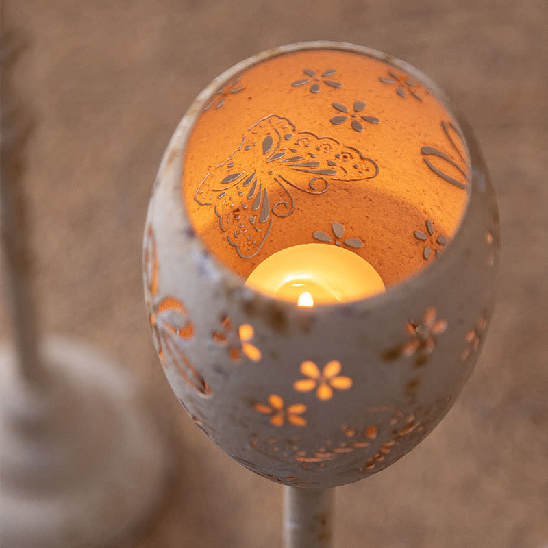 Kerzenständer-Ornamente für den Balkon im Innenhof