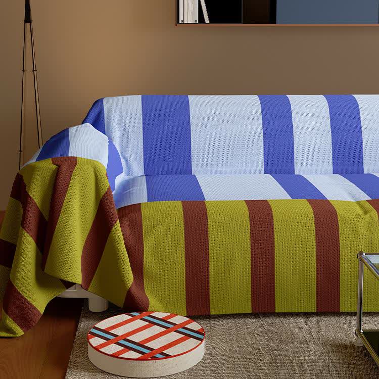 Weicher Sofabezug im Vintage-Stil mit Streifen
