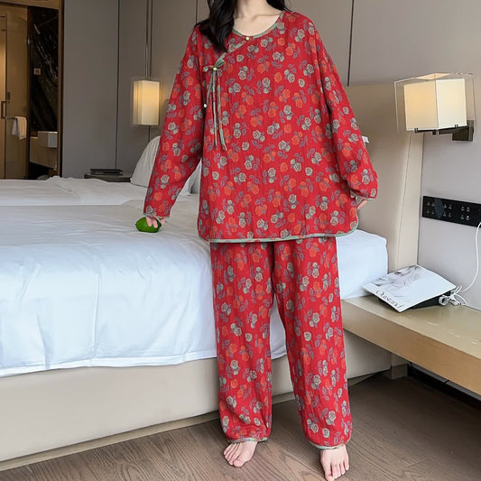 Weiches Pyjama-Set aus Baumwolle in Rosa in Übergröße