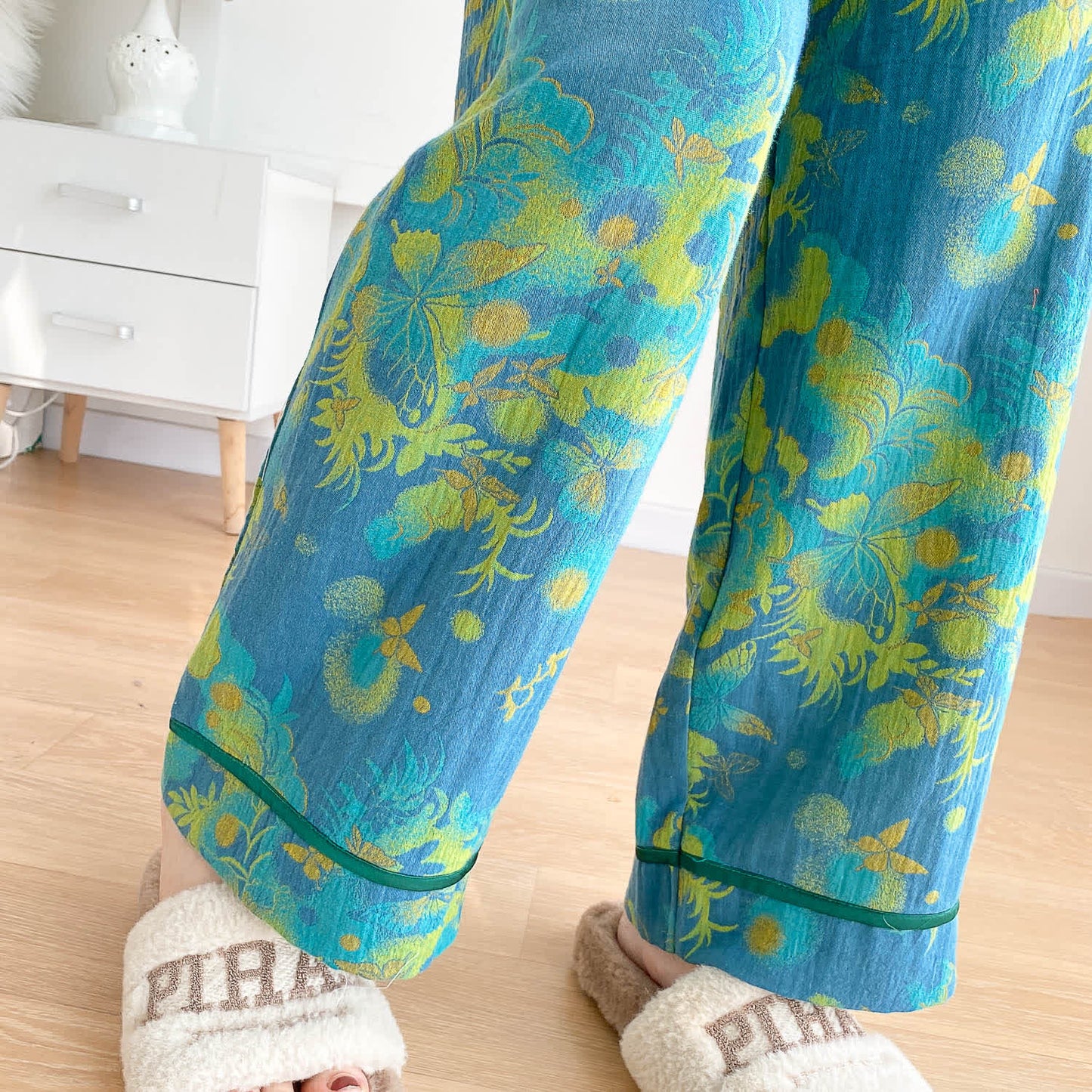 Pyjama-Set aus heller Baumwollgaze in Übergröße