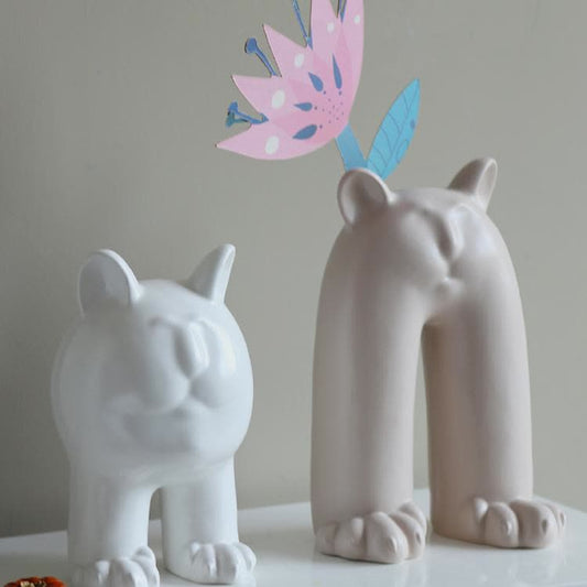 Cremefarbene Keramikvase mit Katzenmotiv
