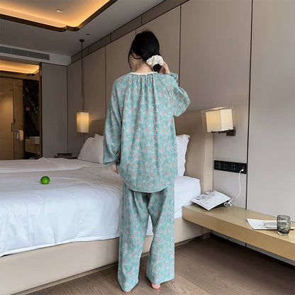 Pyjama-Set aus Baumwolle mit Spitzenausschnitt in Übergröße
