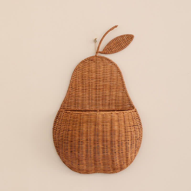 Wandkorb aus geflochtenem Rattan in Obstform