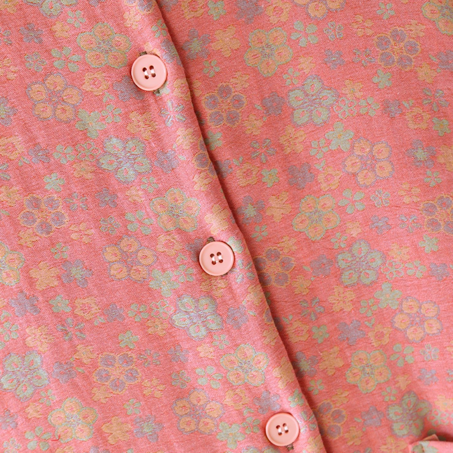 Button-down-Pyjamaoberteil aus reiner Baumwolle im Pastoralstil