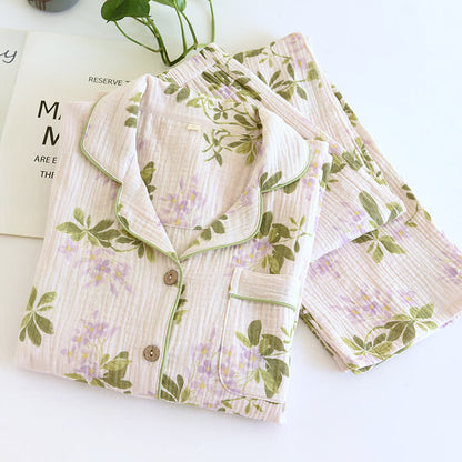 Bequemes Pyjama-Set aus Baumwollgaze mit langen Ärmeln