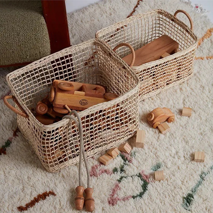Aufbewahrungskorb aus geflochtenem Rattan mit hohlem Griff