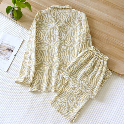Einfaches Pyjama-Set aus gewellter Baumwollgaze