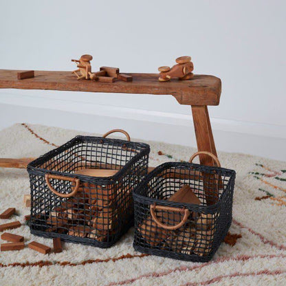 Aufbewahrungskorb aus geflochtenem Rattan mit hohlem Griff