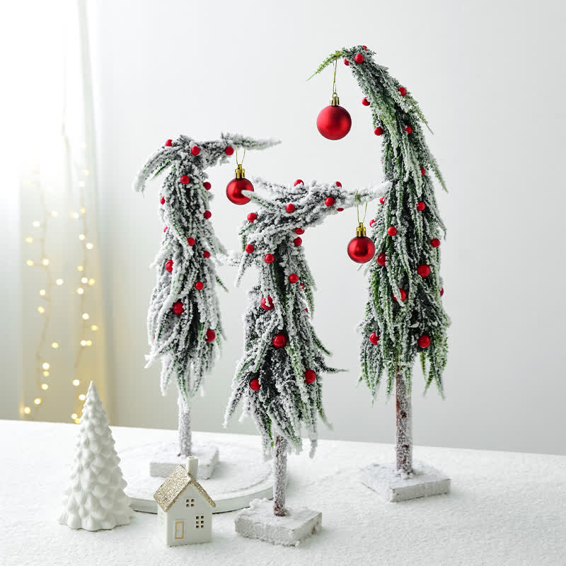 Weihnachtsdeko für den Schreibtisch mit krummen Hals