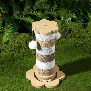 Dekorativer Katzenkratzbaum mit hängendem Ball