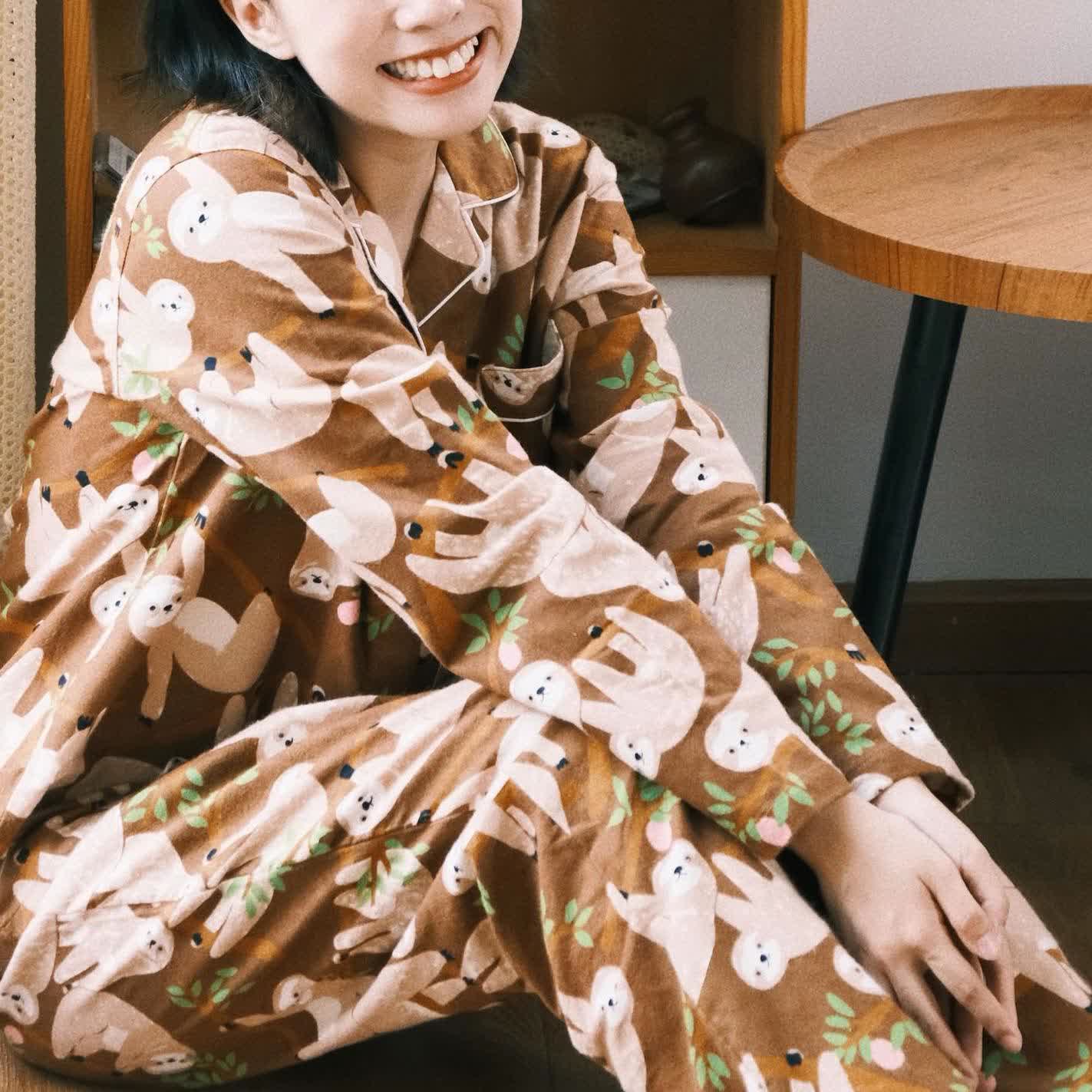 Verdicktes süßes Faultier-Pyjama-Set aus Baumwolle