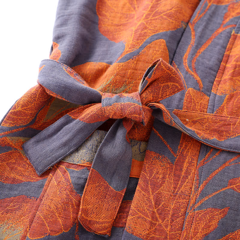 Weicher Bademantel aus Baumwollgaze mit Jacquard-Blattmuster