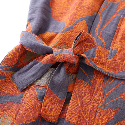 Weicher Bademantel aus Baumwollgaze mit Jacquard-Blattmuster