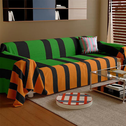 Weicher Sofabezug im Vintage-Stil mit Streifen