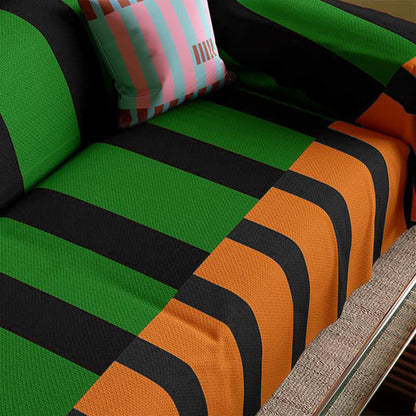 Weicher Sofabezug im Vintage-Stil mit Streifen
