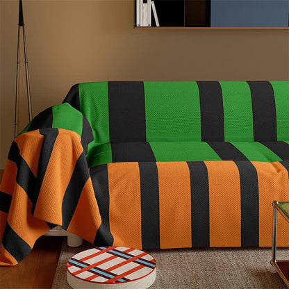 Weicher Sofabezug im Vintage-Stil mit Streifen