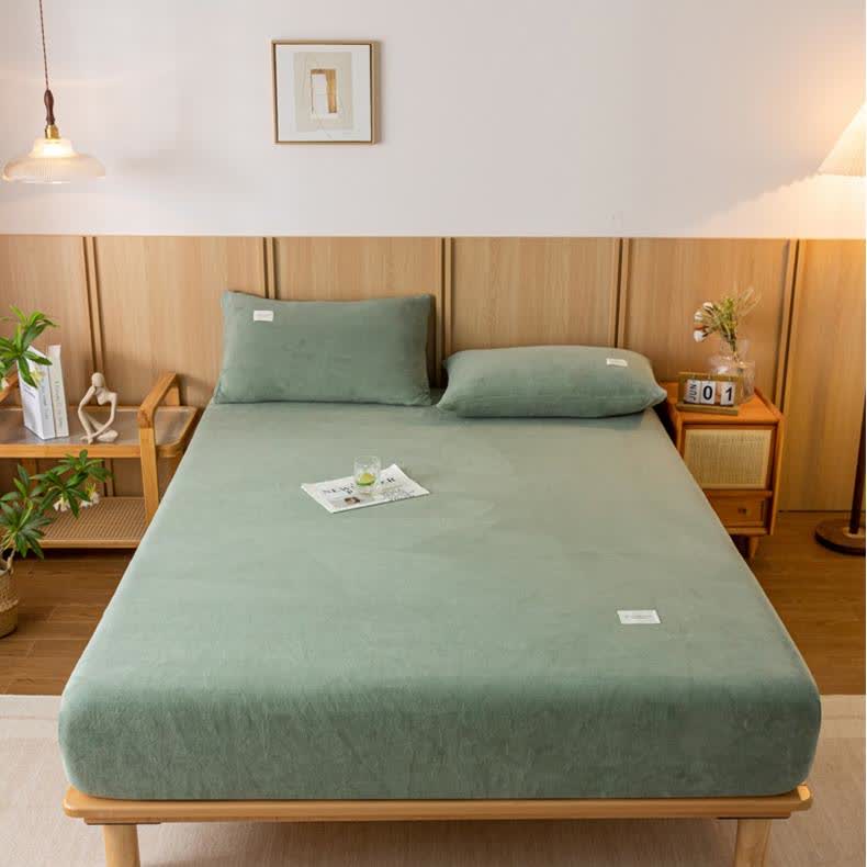Einfarbiges Spannbettlaken aus weichem Flanell
