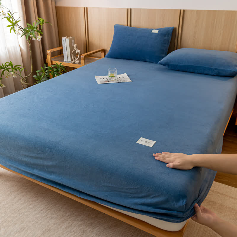 Einfarbiges Spannbettlaken aus weichem Flanell