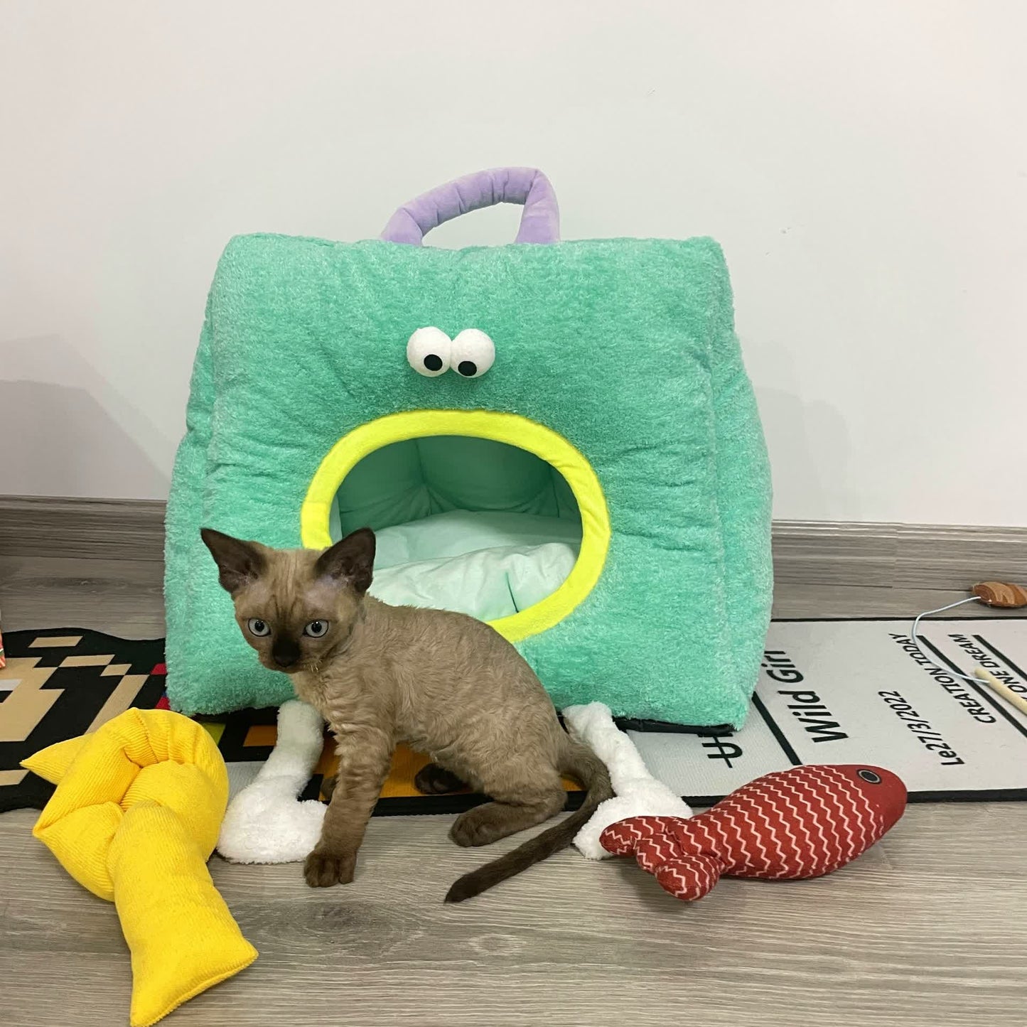 Abnehmbares, waschbares, halbgeschlossenes Katzenbett