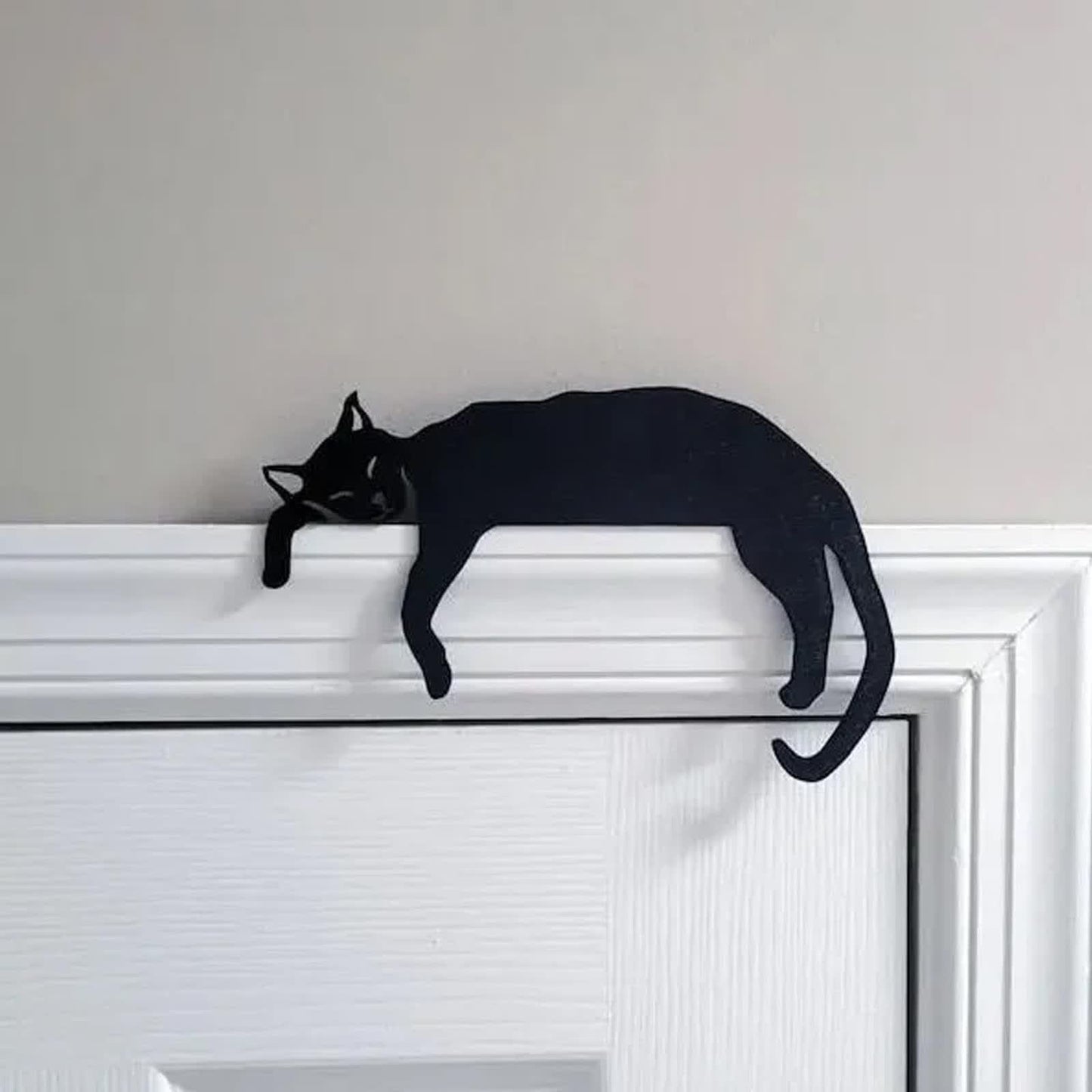 Türaufsatz aus Metall mit entzückender Katze als Heimdekor