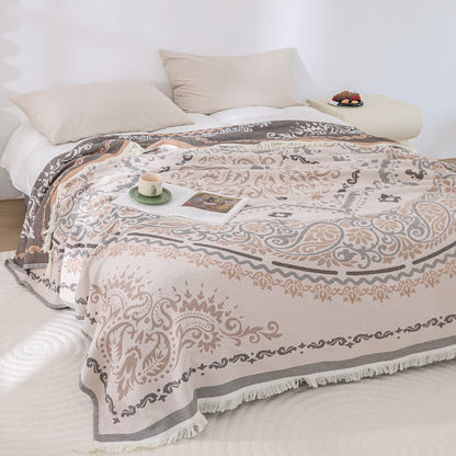 Leichte Baumwollgazedecke mit Quasten und Paisleymuster