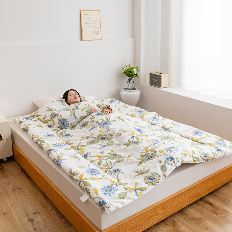 Tragbare Kissendecke mit Blumenmuster und Ärmeln