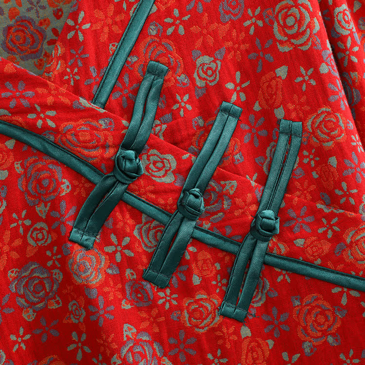Pyjama-Set aus Baumwolle mit Froschknopf und Rose in Übergröße