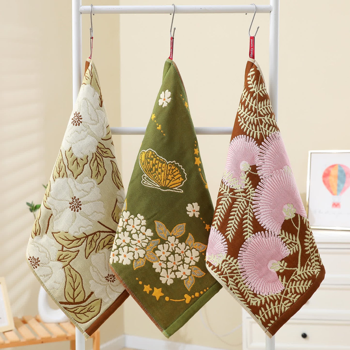 Küchentuch aus Baumwollgaze-Jacquard mit Retro-Blumenmuster