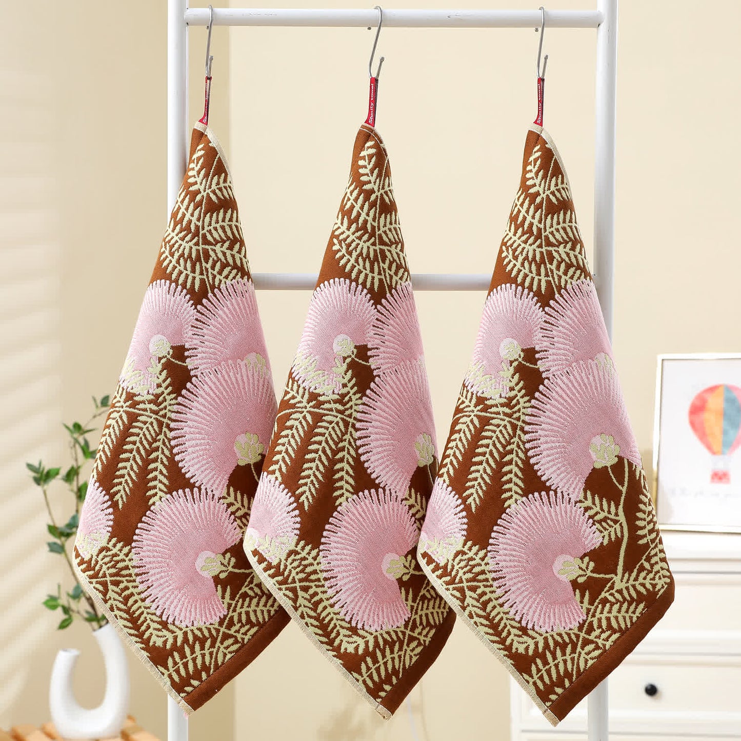 Küchentuch aus Baumwollgaze-Jacquard mit Retro-Blumenmuster