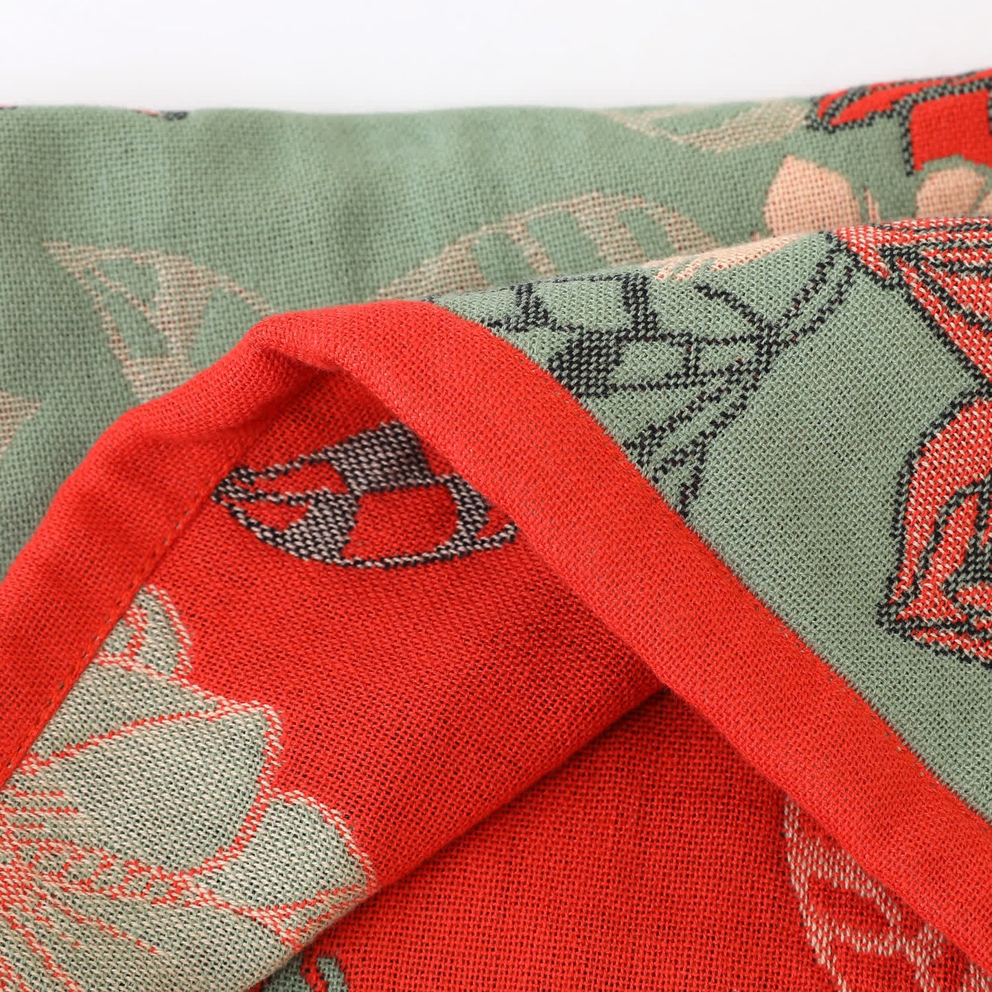 Weiches Küchentuch aus Baumwollgaze mit Blumenmuster
