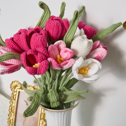 Gehäkeltes Tulpenstrauß-Vasen-Set im Bauernhausstil