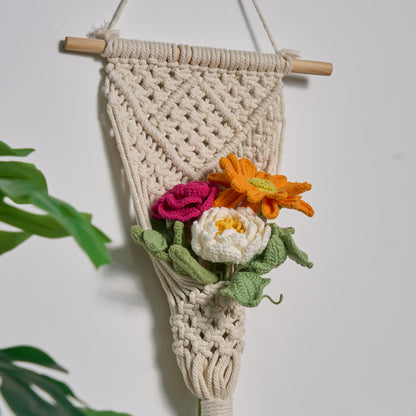 Handgehäkelter Blumenstrauß als Heimdekor-Ornament (5 Stück)